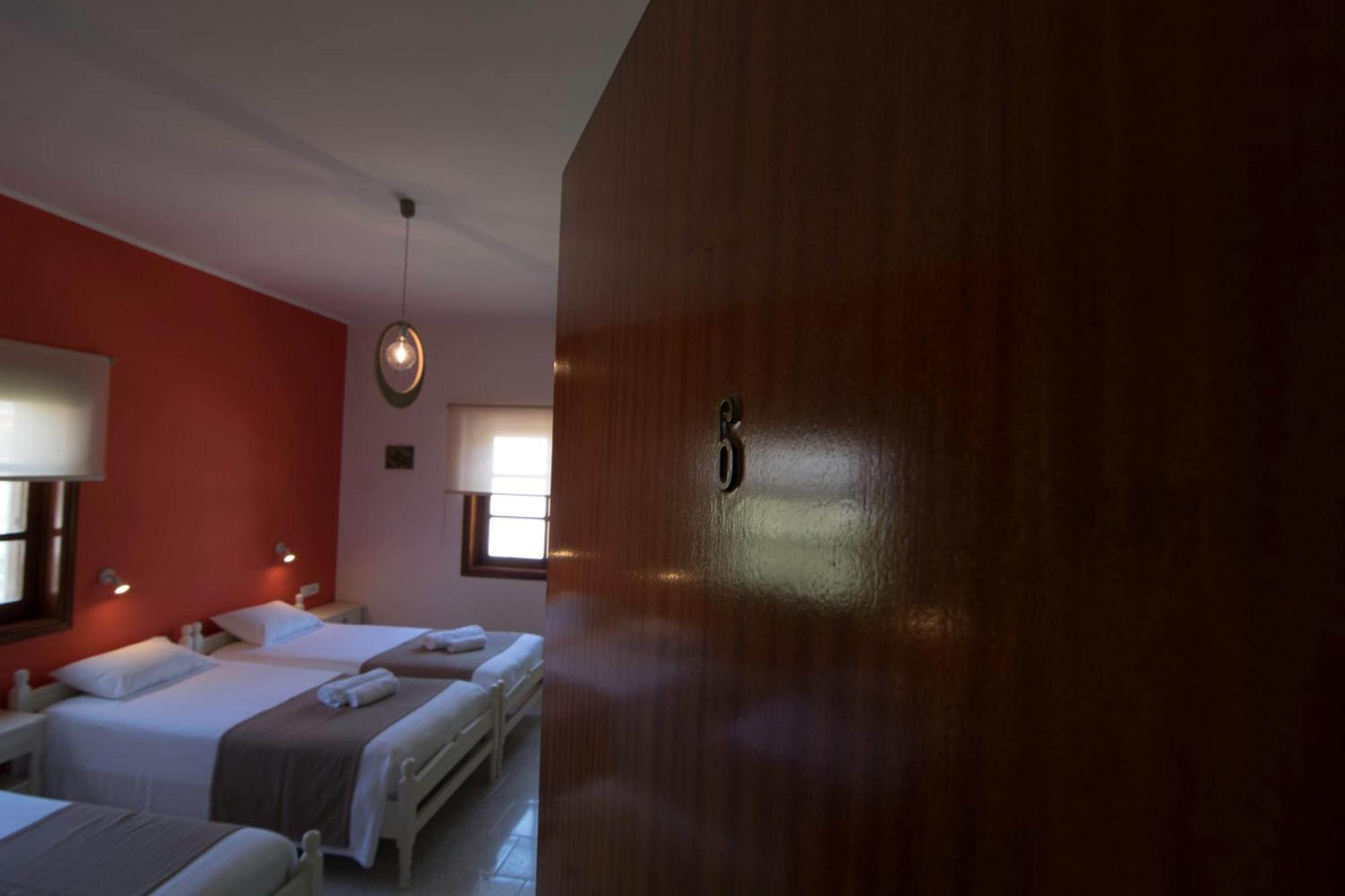 Niki Rooms 팔라이오코라 객실 사진