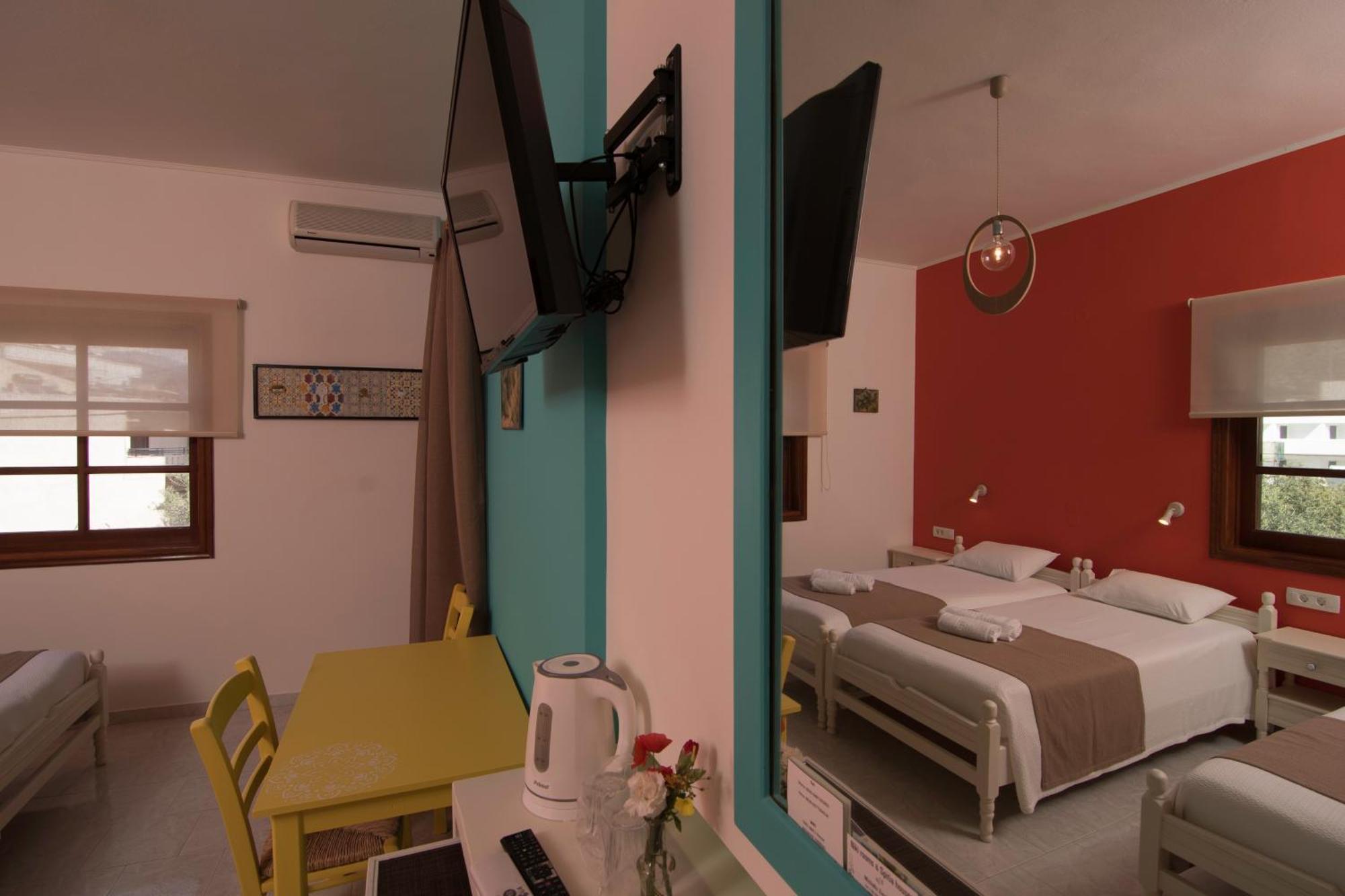 Niki Rooms 팔라이오코라 객실 사진